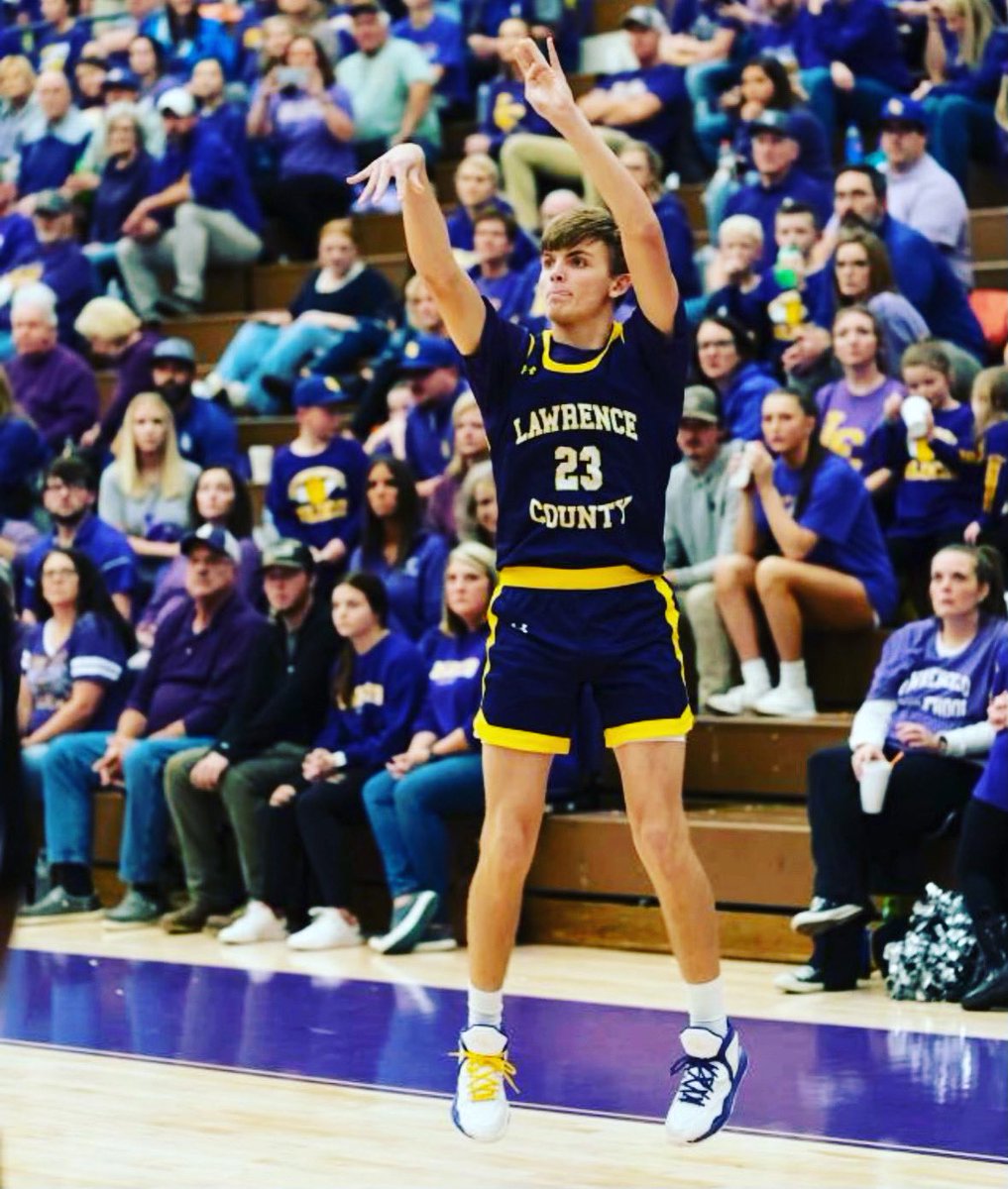 Let the countdown begin! 23 days until until we kick off the season 🏀