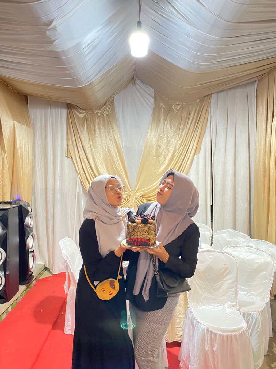 qoriahhh's tweet photo. https://t.co/8DgamdAMwB
