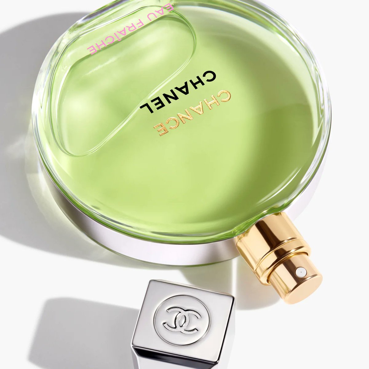 fresh_fragrance's tweet photo. The Japanese Slipper x Paired with Chanel Chance Eau Fraiche
#chanel #japaneseslipper #cocktails #melbourne #freshbeautyco #broadsheet #cocktail #Perfume
@Broadsheet_Melb great article on this cocktail's history. Origin: Melbourne, Australia 1984
https://t.co/CLb7NKz1Kc https://t.co/NMaVGx2IQj