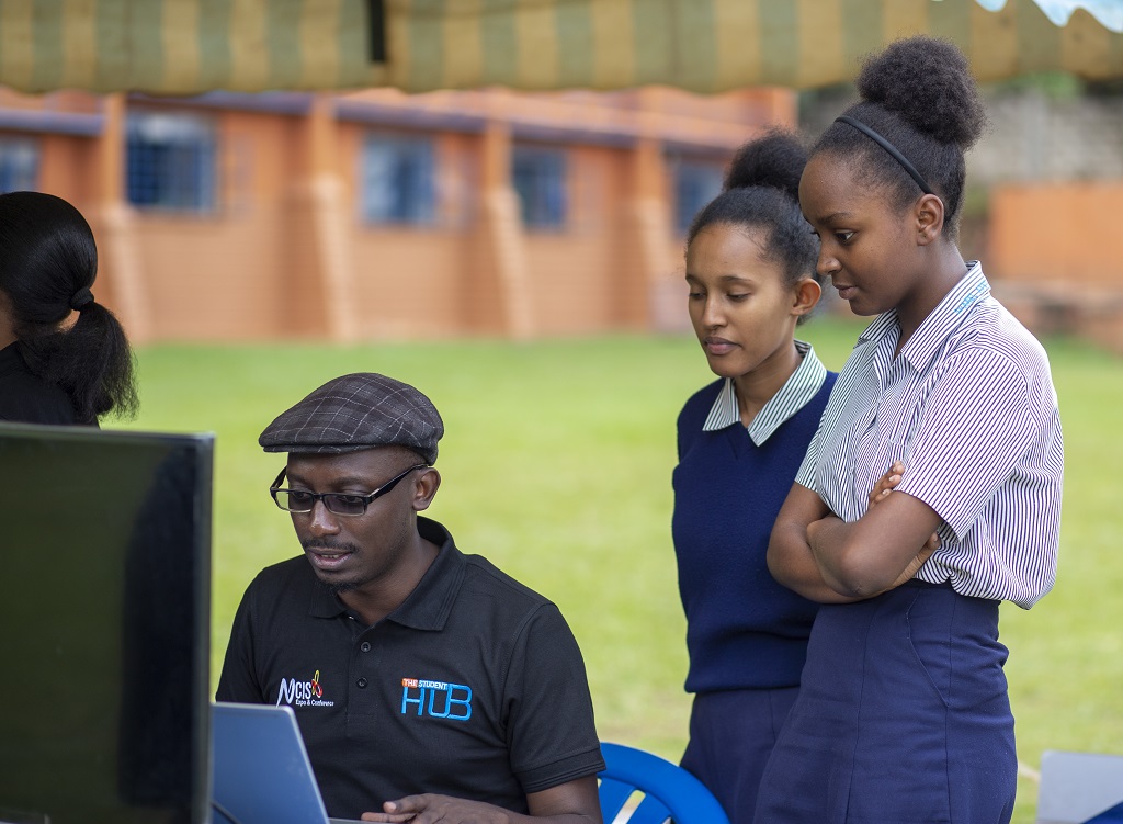 Had a great time interacting with the students of GreenHill Academy during their Career Expo <a href="/TheStudenthubUg/">The Student Hub</a> #InspiringPurpose