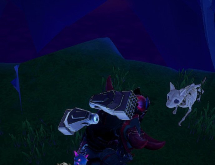 mathfailure1212's tweet photo. @PlayDauntless Playing with my ghost dog to celebrate spooky season!
#DHFashionSlayer https://t.co/WW2uvVWMRN