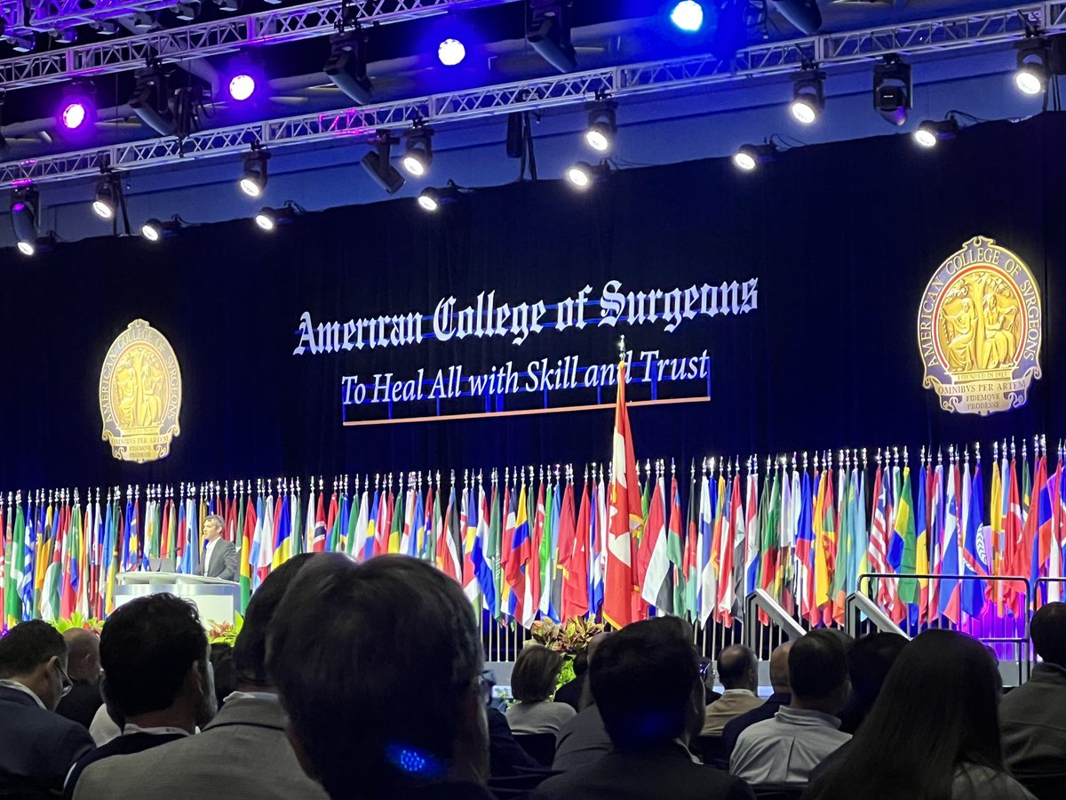 AnnaJanggg's tweet photo. Had a wonderful time at the @AmCollSurgeons Clinical Congress!
So grateful to @BCM_Surgery for providing this amazing opportunity for students. #ACSCC2023

Also thankful for a reunion with my thoracic summer surgery program cohort @MGHSurgery. @GrigoryManyak @AlexandriaSoto_ https://t.co/SyEcFgT3wQ