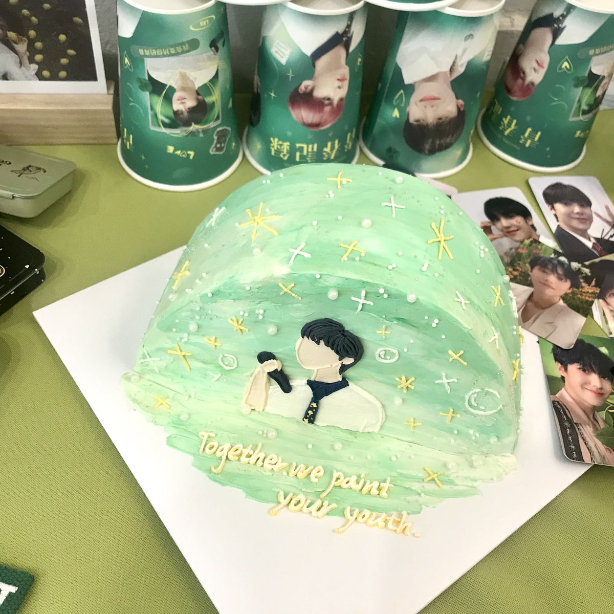 rpxeux's tweet photo. 은상이 생일 🎂(5)

#청춘이되기를_이시간들이_
#은상 #EUNSANG 
#YOUNITE #유나이트 https://t.co/B9owus5cgC