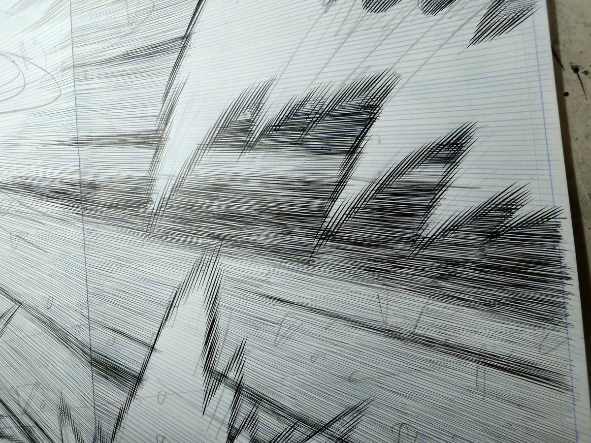 見開きなので画面が大きくて大変です。
原稿は回しながら描きます。
薄くて細い線が一周したらメリハリをつけるため密な線でまた一周、二周、三周という作業を繰り返します。
メリハリはどういう理屈なのか?と聞かれたら「塩梅ですばい」としか答えられません。
感覚ですね。(続く→) 