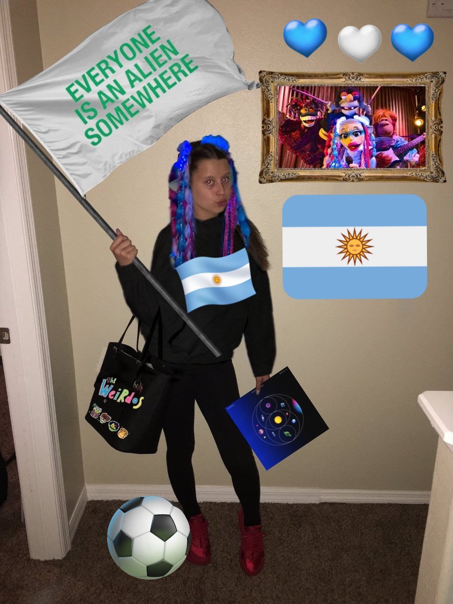 parachut_s's tweet photo. 25 de octubre??? día de la lealtad argentina coldplayer https://t.co/TInSUgP1hv
