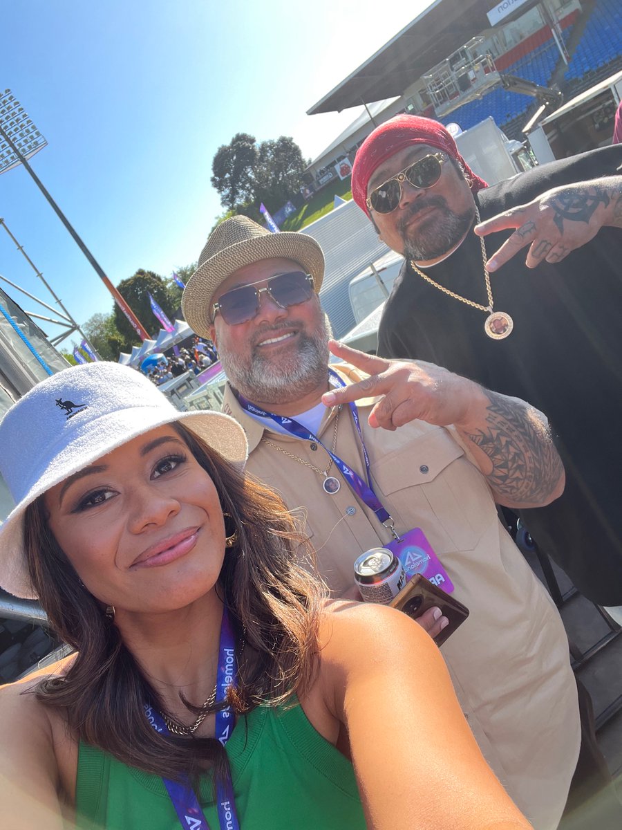 Got the callup to MC homelands the nyt before alongside the one &amp; only <a href="/BigBodyCisco/">BigBodyCisco</a> 🤝

S/O to the Homelands team 4 having me! That lineup was 🔥 1 of the best festivals ive bn too and i had too much fun singing &amp; dancing on the side like i was 1 of the artists 💀😂 <a href="/NIUFM1038/">NiuFM</a>