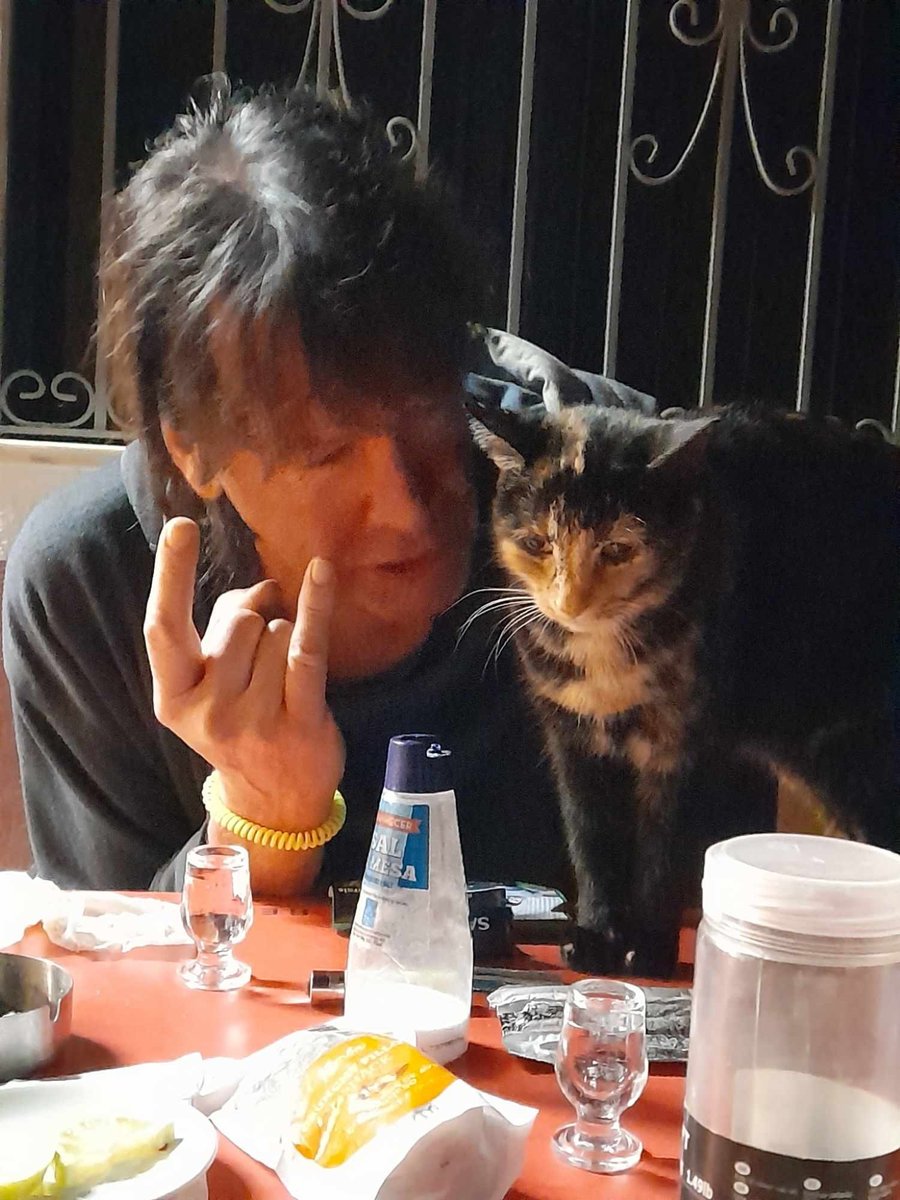 Johnny AK, Pintarola The Cat, Tequila The Drink ' Know who U're friends R! ' Live @ Sergio's Tuesday 24/10/2023 J.AK @FatBastardSound @SJMacLeod2 @OverkillBand @estella_dawn @Sheldon_Snow @estella_dawn @MarzNova @TheWorshyp @WorshypMetal @BNoelBarr @BrokenRomeo @marshallstackz