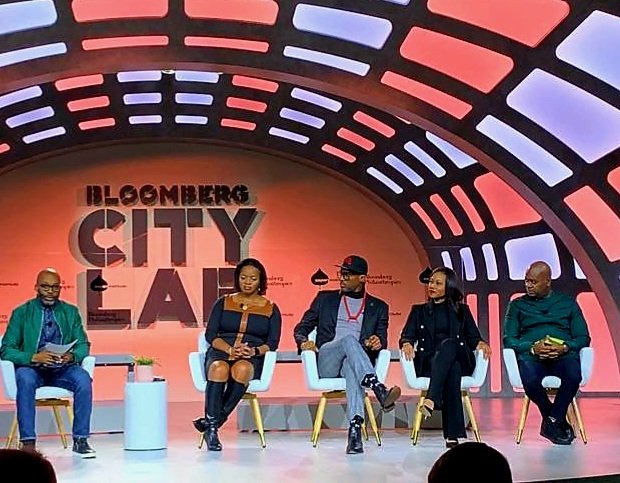 RVHaynes's tweet image. "Public art is the visual representation of the Inflection Point happening in cities." 
- DC artist Brandon Hill 

The conference design wasn't just a backdrop, it was a visual narrative of movements throughout time, like Hip Hop. #citylab