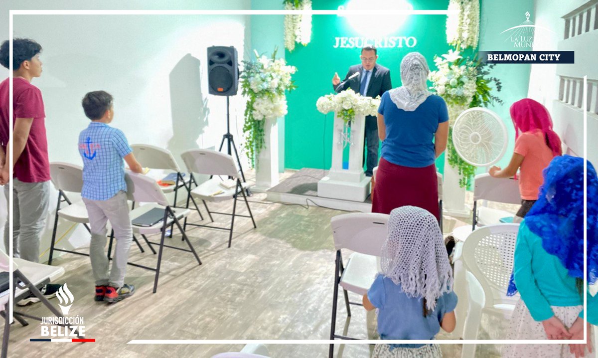 lldmbelice's tweet photo. Martes de estudio bíblico. Los ministros y misioneros ocuparon  la oración de tarde para exponer a la iglesia en general un estudio bíblico que servirá para profundizar en el conocimiento de la sana doctrina de Jesucristo.

#LLDM  | #ElAmorNosUne | #LLDMBelice | #Seguimosadelante https://t.co/LZCyGIALWZ