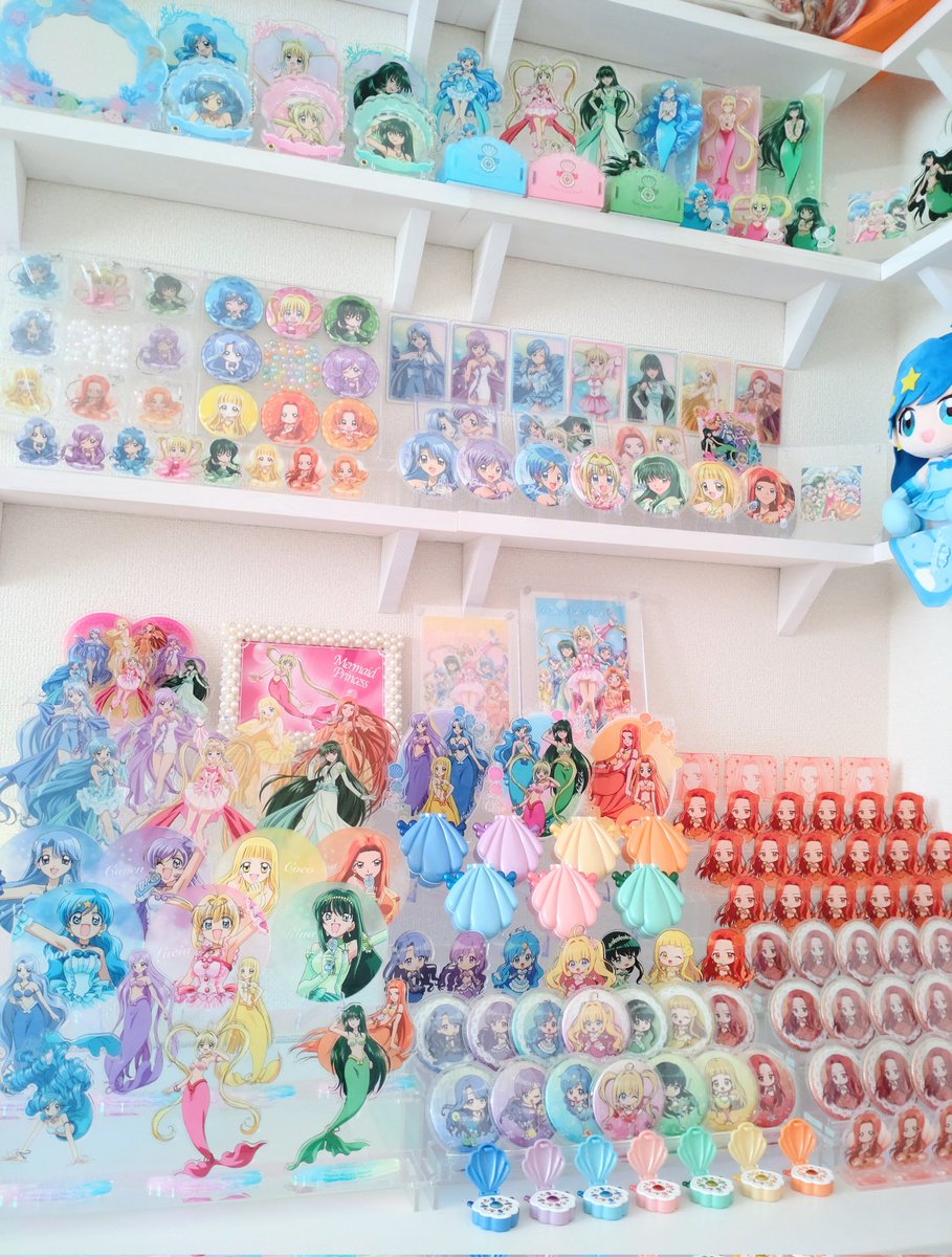 PERLDIA's tweet photo. ぴちぴちピッチ
グッズたくさん出てかわいいけどもうおけないよ https://t.co/W03LuNw9t7
