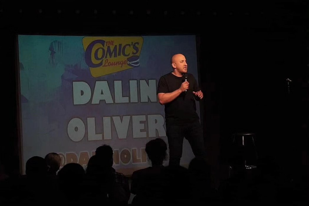 I performed <a href="/TheComicsLounge/">The Comic's Lounge</a>  in my first &amp; last week in Australia. A fitting opening &amp; closing. Thanks for the stage time &amp; showing love team 🎤 🇿🇦 🇦🇺