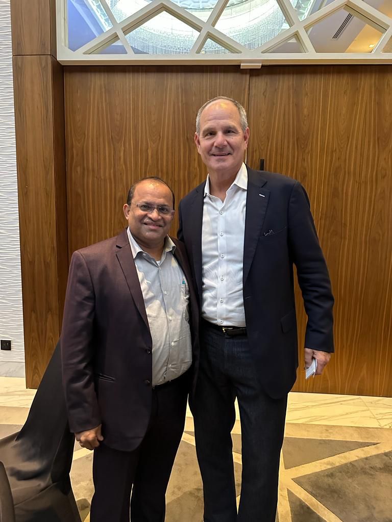 💫Charting the Path to Future Collaborations and Transformative Partnerships💫
Our recent meeting with Avaya's esteemed CEO, Alan Masarek at #GitexGlobal was a monumental milestone as we engaged in insightful discussions about the possibilities of our collaborative journey ahead!