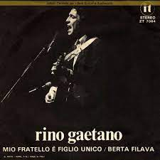 RockOthers's tweet photo. #ClassicJukeBox by @DonPiricoddi
Oggi un classico italiano
Rino Gaetano-E Berta Filava
https://t.co/80K73GhxGZ
E Berta filava
E filava la lana
La lana e l'amianto
Del vestito del santo
Che andava sul rogo
E mentre bruciava
Urlava e piangeva e la gente diceva
"Anvedi che santo" https://t.co/sIgvNA7H0H