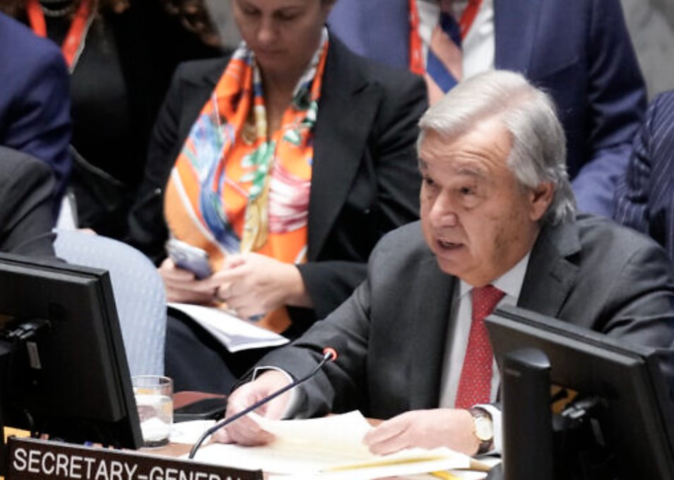 mikelayestaran's tweet photo. 9- Han sido necesarios 18 días de guerra, 5.000 palestinos y 1.400 isarelíes muertos para que alguien recordara que las cosas tienen causas.  Ha sido Guterres en la ONU: "los ataques de #Hamas no surgieron de la nada ... el pueblo palestino sufre 56 años de asfixiante ocupación"

Foto @AP