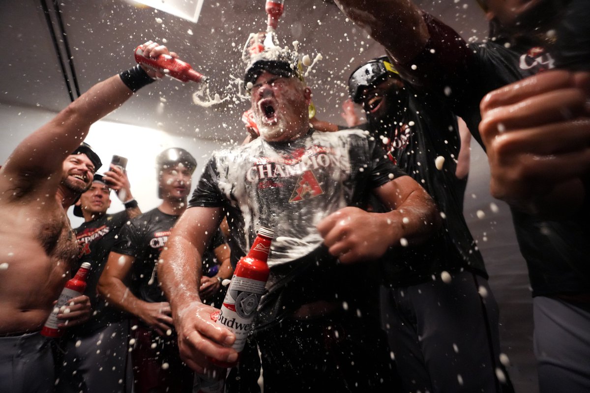 Snake Alive indeed. Lookout World Series, they're coming.

Diamondbacks take the series from the Phillies 4-3, See more here:
azcentral.com/story/sports/m…