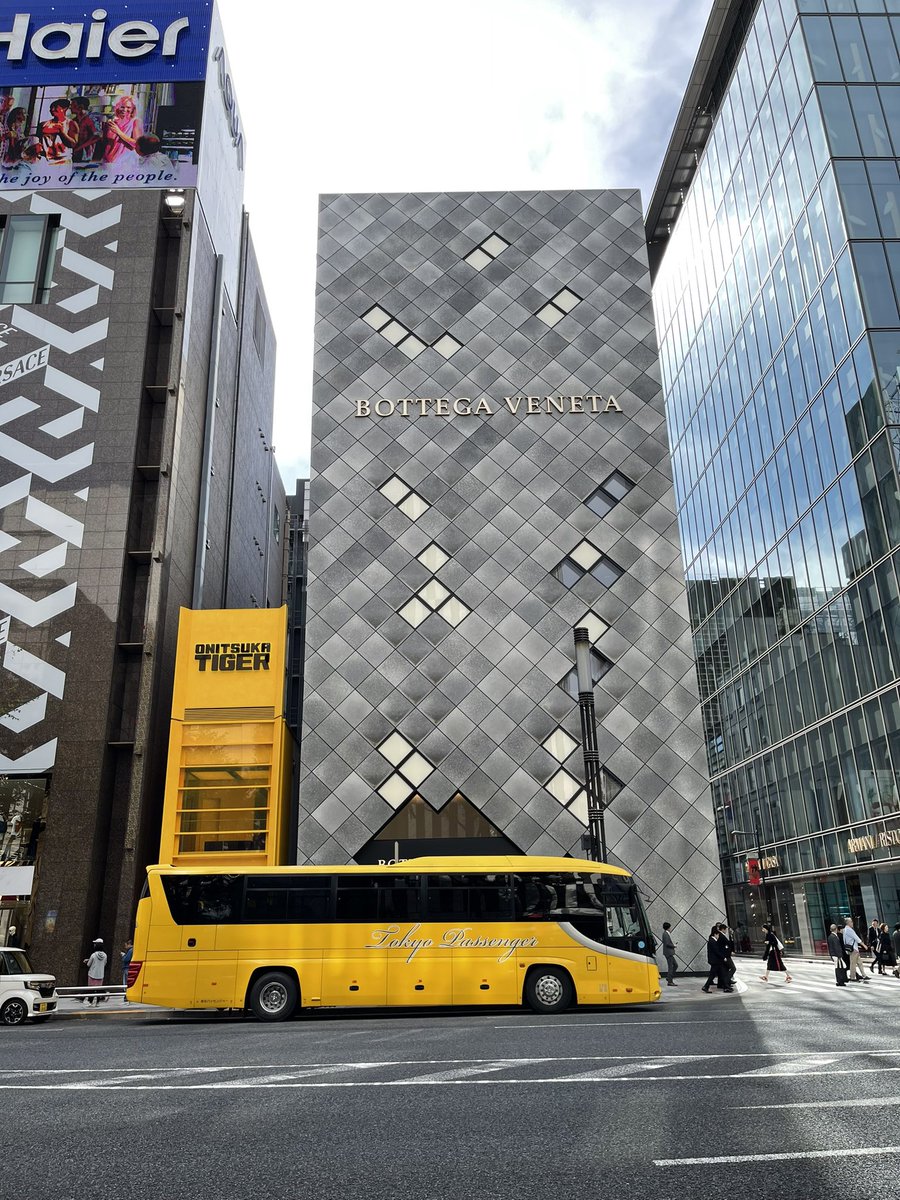 HaruSin6's tweet image. Lな形 #銀座 #Lshape