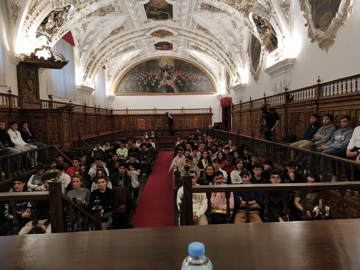 Magnifico arranque ayer de nuestro #hack4edu 2023 organizado por <a href="/informaticaUPSA/">Informática UPSA</a> y la Cátedra Telefónica en la <a href="/upsa/">UPSA</a> superando cifras de participación y hoy continuando con todos los hackers ya maños a la obra 😛