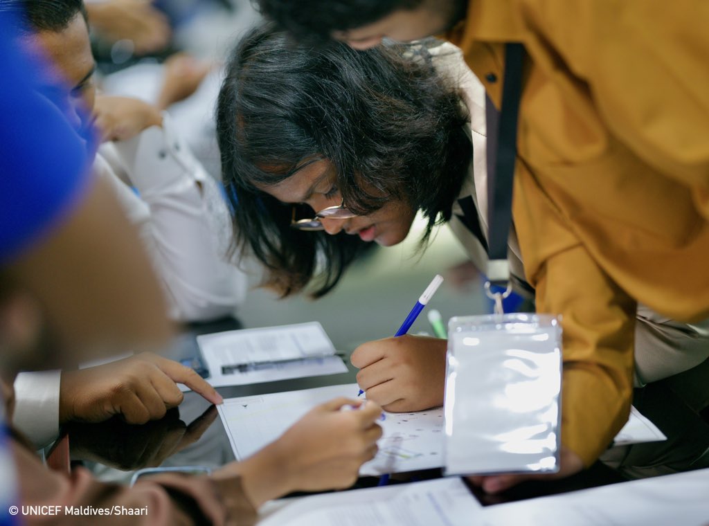 UNICEFMaldives tweet picture