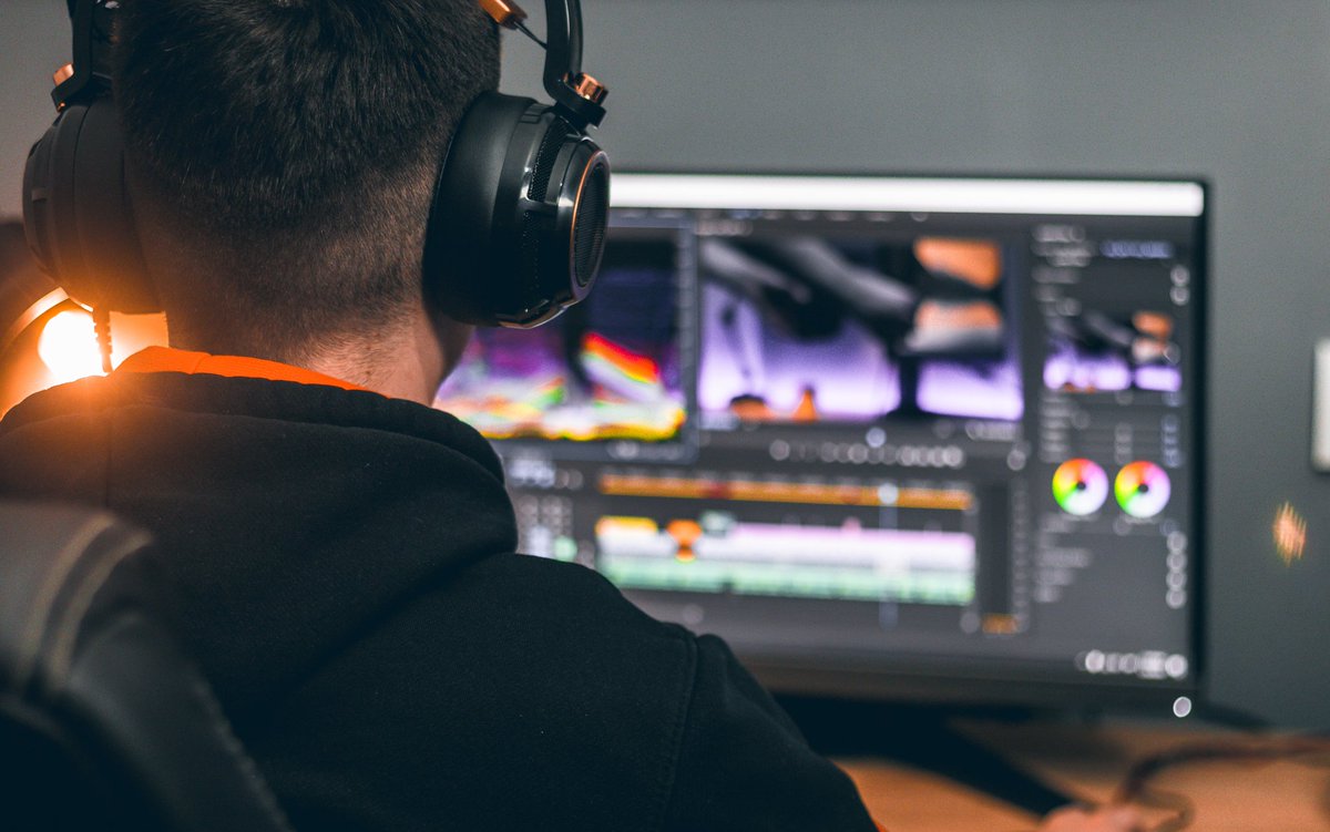 ahmed_editz's tweet photo. Behind every great video,
there's an even greater
editor bringing the story to
life. https://t.co/YgocXeHYgG