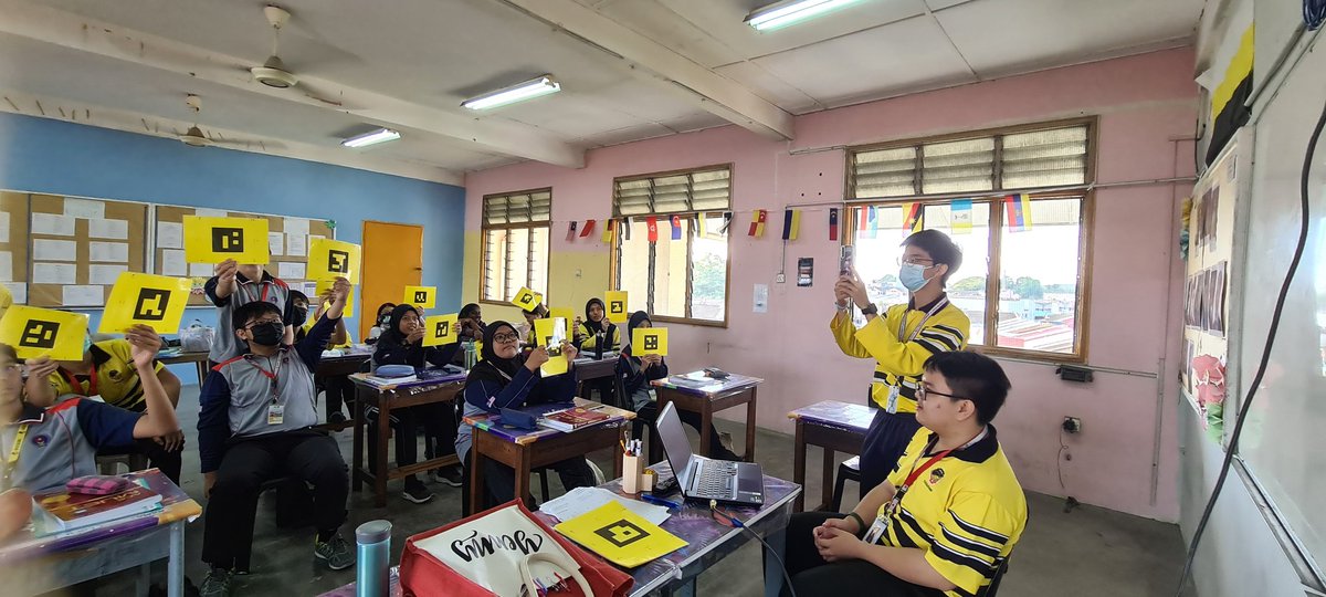 cheeyenny's tweet photo. Theme: Media Literacy
Students in groups...
1. select a text btw 250-300 wrd
3. create 7Qs based on the text chosen.
4. type the Questions on Quizizz
5. share the link with Teacher.
6. conduct the session in class using papermode.
@quizizz
#MUET
#formsix https://t.co/VCfZV2kj1Q