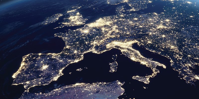jeffbarr's tweet photo. The #AWS European Sovereign Cloud will be separate from, and independent of, the 8 existing AWS Regions in Europe. 

Learn more at https://t.co/k5w2omnoDk https://t.co/jWLbCwtHGT