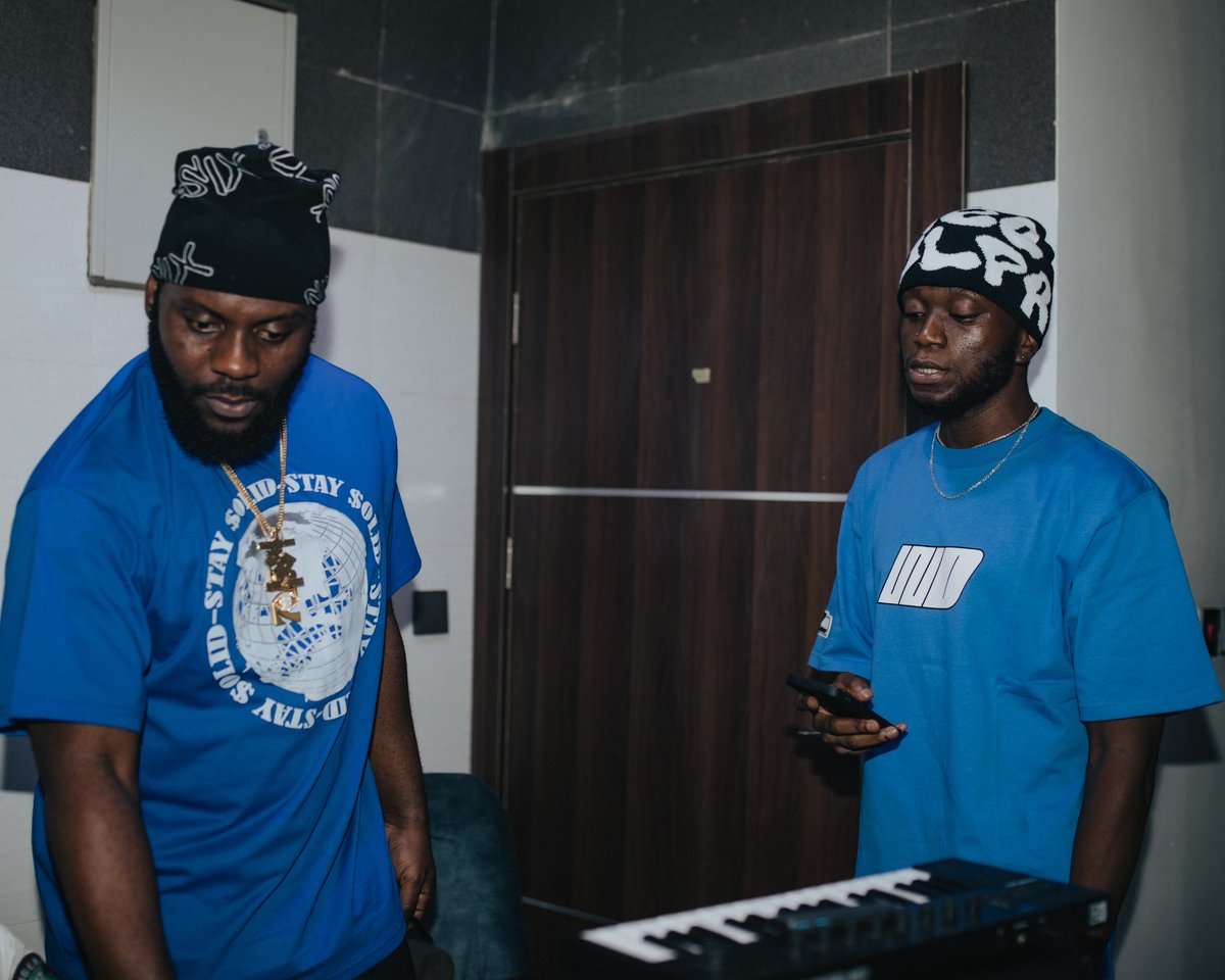 CoolFMNigeria's tweet photo. 📻Playing - #TeslaBoy @Odumodublvck_ ft @BlaqBonez
on #TheBFShow w/ @Mannieessien x @nessa534
#WakeUpVibes https://t.co/nUabC1L6dT