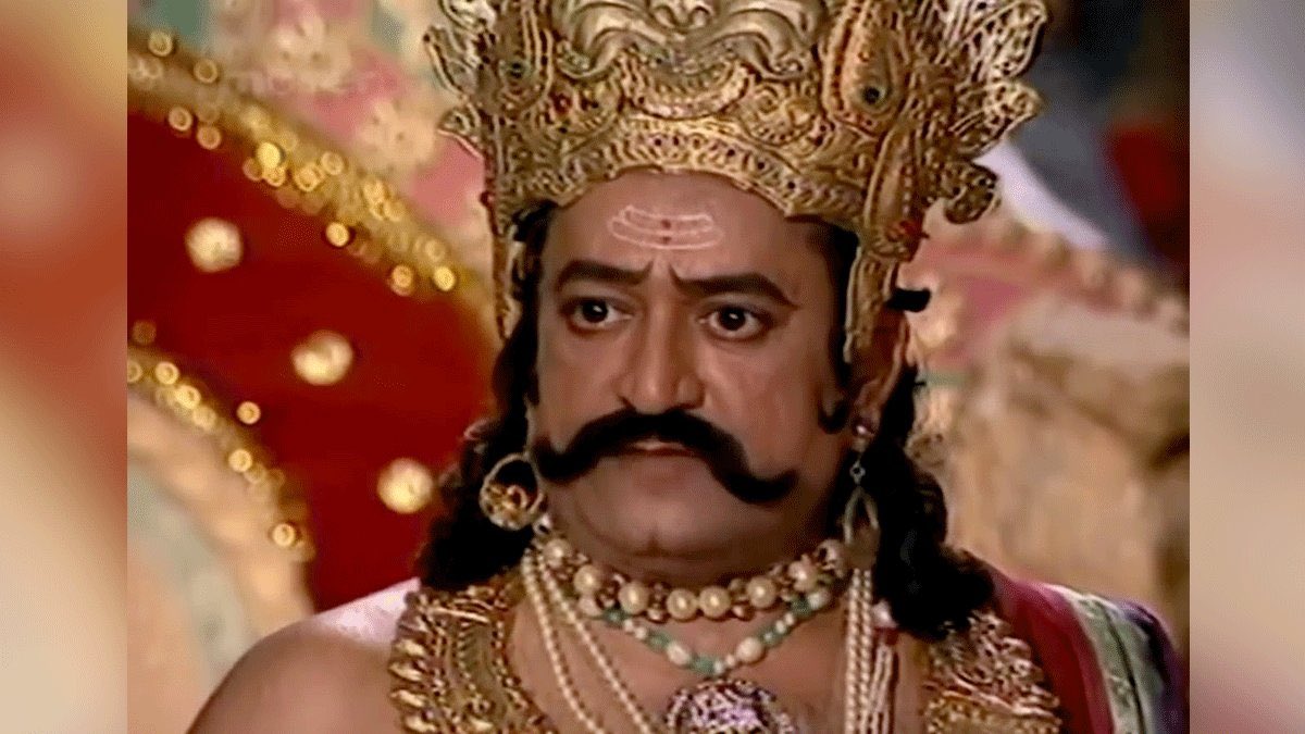 GaganPratapMath's tweet photo. महत्वपूर्ण यह नही कि रावण विद्वान था...!

महत्वपूर्ण यह है कि एक विद्वान भी रावण हो सकता है..!!🤨

इसलिए में कहता हूँ education और नैतिकता का एक दूसरे से कोई लेना देना है एक अनपढ़ व्यक्ति कट्टर ईमानदार हो सकता है और ज़्यादा पढ़ा लिखा व्यक्ति कट्टर भ्रष्टखोर☹️ https://t.co/HSWCyVRQ9s