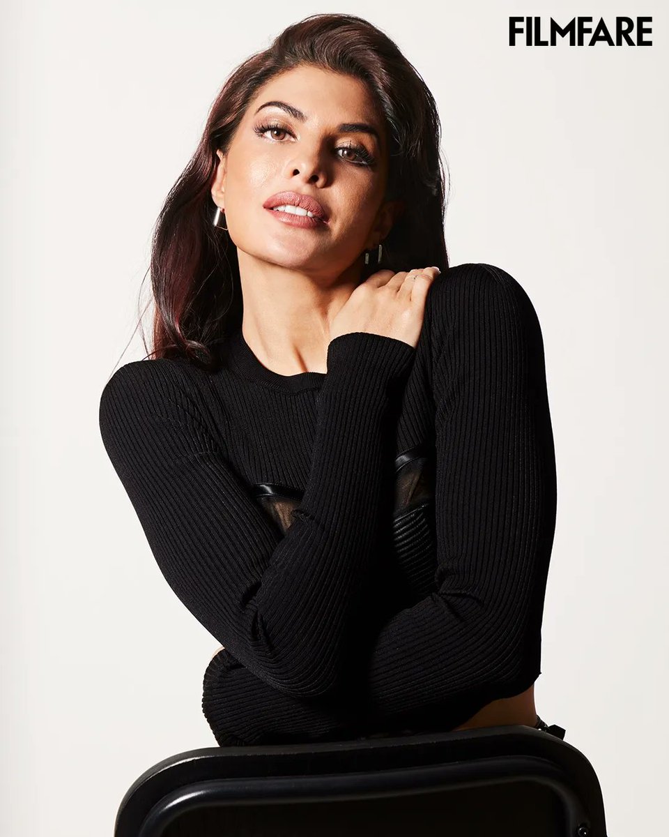 filmfare's tweet photo. Basking in the spotlight, our October 2023 cover star #JacquelieneFernandez is embracing life’s boundless opportunities. ♥️

Photographs: Suresh Natarajan 

Styling: Chandini Whabi 

Hair And Makeup: Shaan Muttathil 

Art Director: Sujitha Pai 

Filmfare Editorial: Anuradha Choudhary, Ashwini Pote, Suman Sharma, Tanisha Bhattacharya, Tanzim Pardiwalla 

On Jacqueliene:

Pants: Isabel Marant

Sweater: Dolce & Gabbana 

Boots: Amina Muaddi
