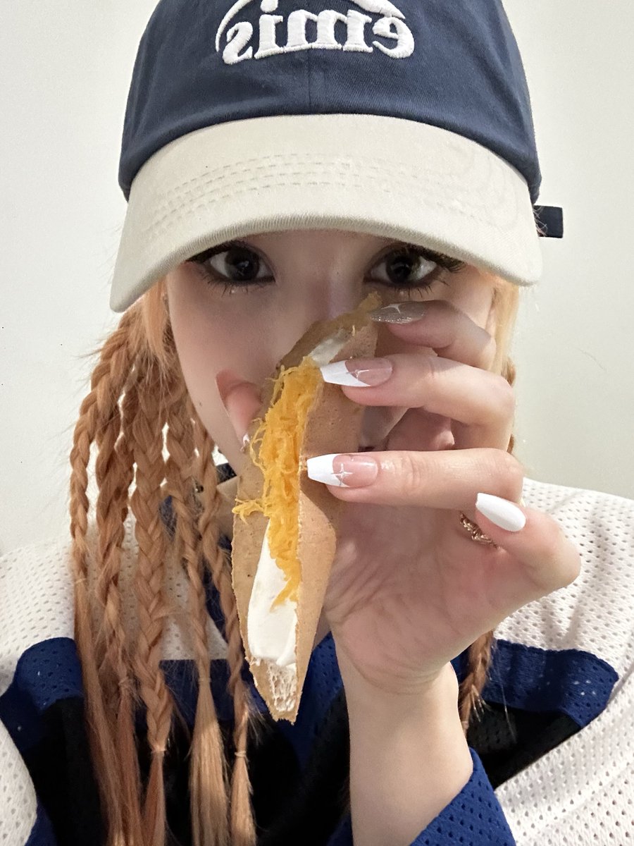 somibase's tweet photo. [231025] 05:11pm KST 🍮💭 

* PHOTOS https://t.co/ekvNCZ7TJ6