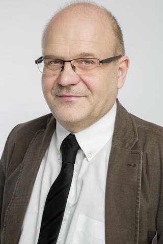 We are saddened to announce that Attila Varga passed away at the age of 66, on 23 October 2023.
On behalf of ERSA, André Torre offers his condolences to his family, friends and colleagues.
regionalscience.org/index.php/news…
