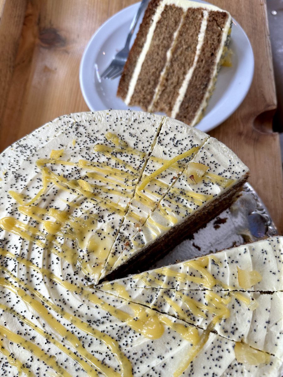 What’s special on the cake counter today? An Earl Grey Lemon & Poppy Seed Gateau for this half term break #coffeebreak #coffeeandcake #halfterm #earlgreycake #earlgreylemon #cakeoftheday