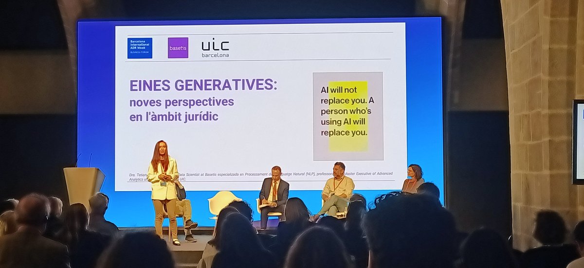 CBCat_io's tweet photo. La @tanya_iam1, de @Basetis ens explica com la #IA i les eines generatives poden ser emprades per millorar l'eficiència, concretament en l'àmbit de la mediació.

#ADRweek @ConsolatMar @Casallotja https://t.co/MuBdQSWulg