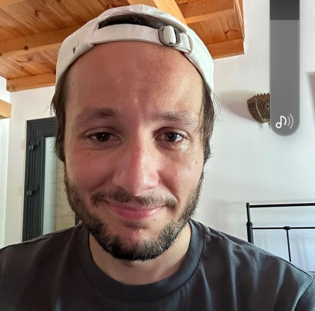 MvNinie's tweet photo. @VianneyMusique Je suis pareil quand j écoute cet extrait https://t.co/kB1lMtDTDD