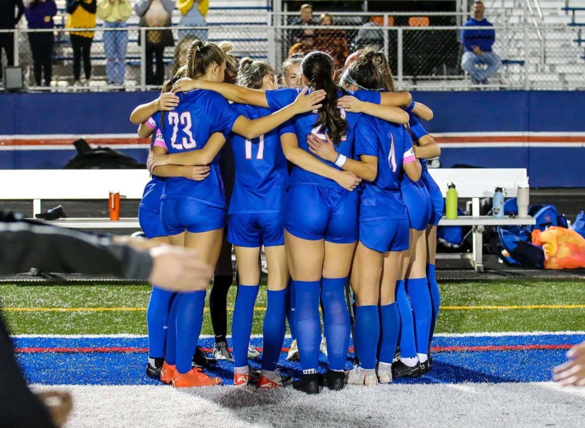 IT’S GO TIME TONIGHT🔥 DISTRICT SEMI-FINALS VS. WESTERVILLE NORTH😈 come out and support your oogs
🏠Olentangy Orange High School 
🕖 Kickoff: 7pm
🫵be there, be loud
#oogs #feartheneers #allgasnobreaks