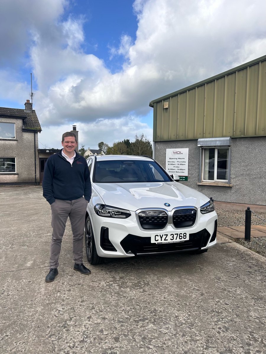 Thanks to Mark who took delivery of this stunning BMW iX3 M Sport in mineral white for MOL Tools and Abrasives a couple of weeks ago 😀🚗
Get in touch with our leasing specialists today for a tailored quote 📞 028 3839 6869