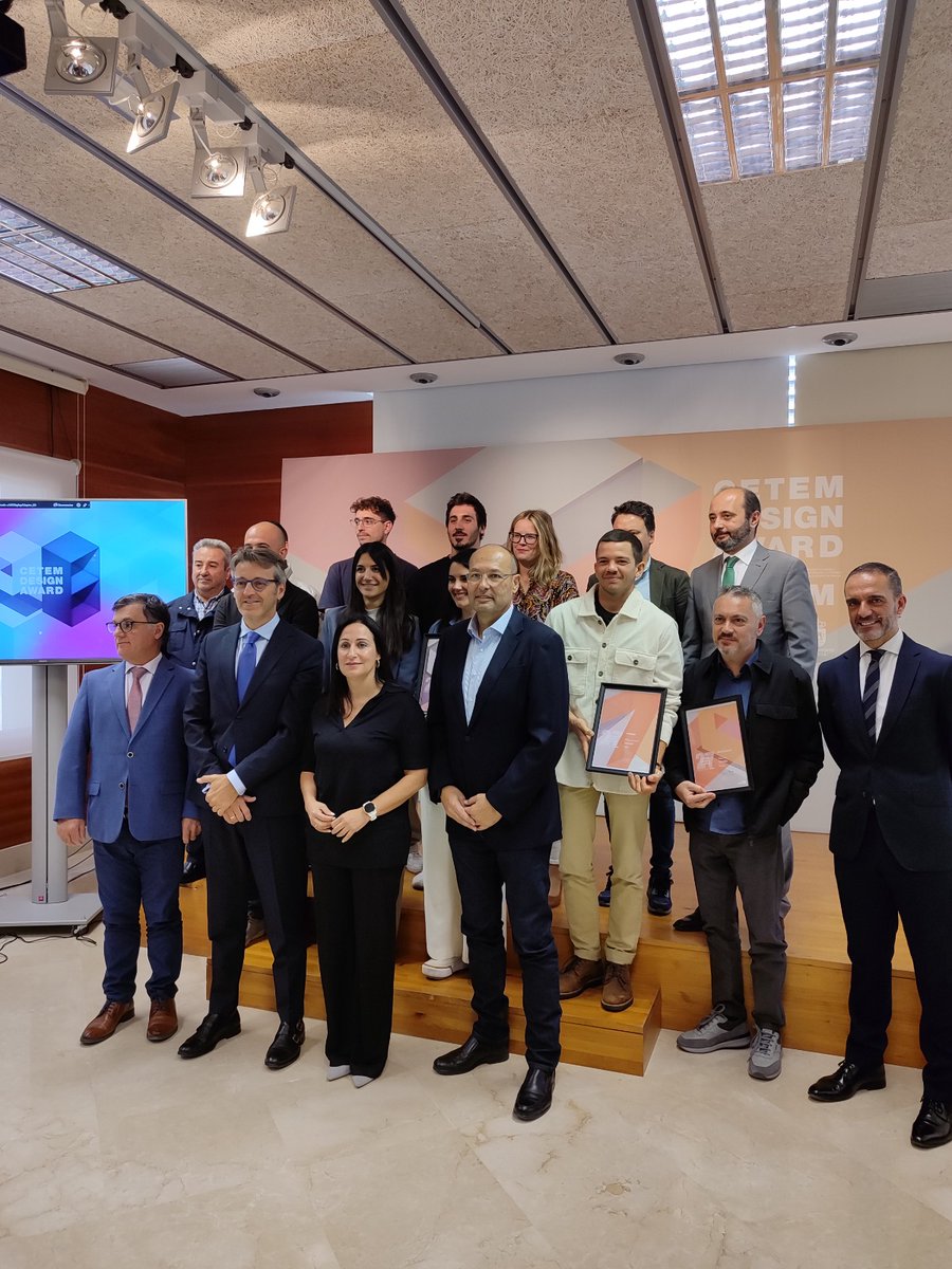 🌟 Queremos felicitar a todos los diseñadores, quienes han demostrado su destreza y creatividad en cada una de sus creaciones.  #CetemDesignAward #Creatividad #DiseñodeMueble