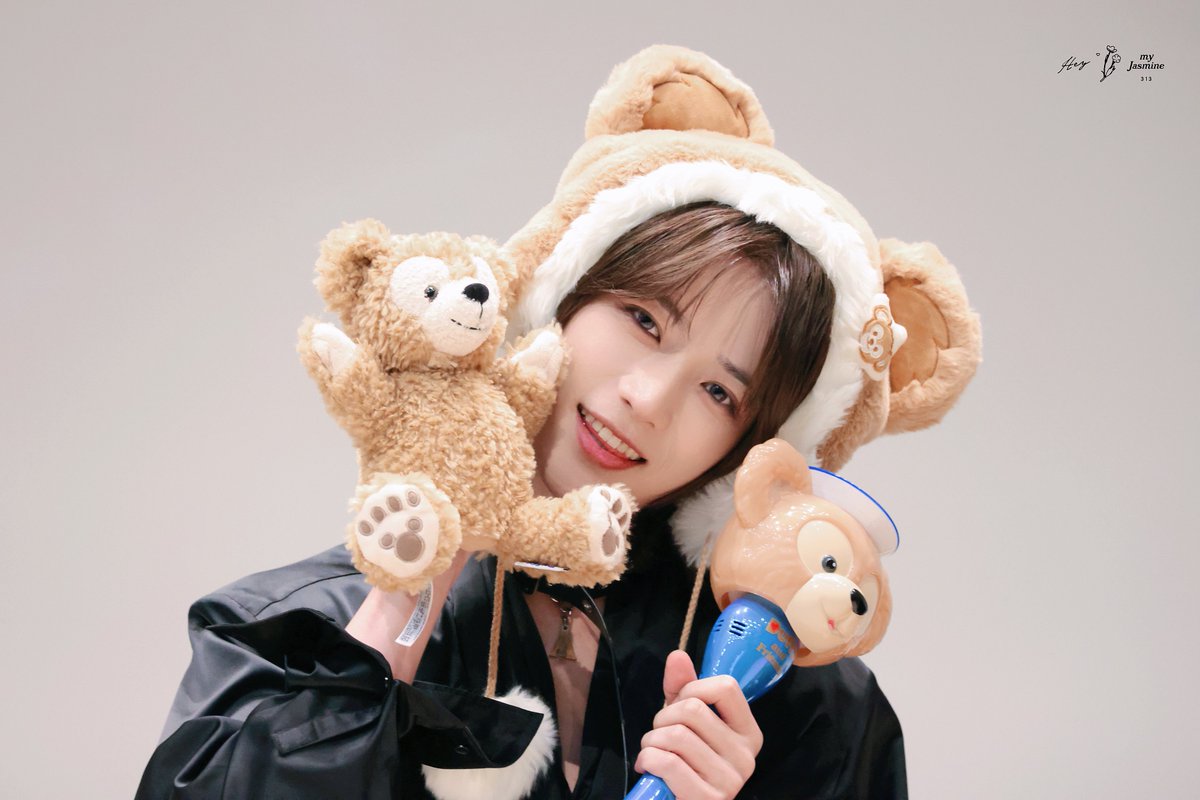 HeymyJasmine313's tweet photo. 20231024  🧸🫧

 #TXT #TOMORROW_X_TOGETHER #범규 #BEOMGYU #TXT_BEOMGYU #TXT_범규 #ボムギュ https://t.co/a3wtAynZrj