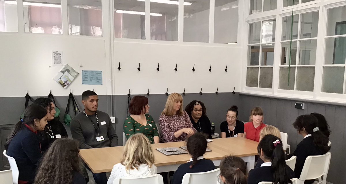 Holtonprimary's tweet photo. Our very own Diversity Group met with the VOG Diverse Group yesterday, to work together to raise awareness of our community working towards becoming anti racist.  We discussed the role of our group and the importance of representation. #HPScommunity #HPSLearnervoice https://t.co/NV7mWKiiuU