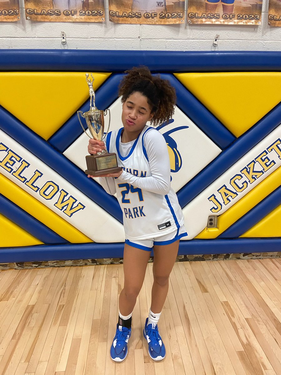 Winning and winning mentality is a skill not everyone gets to experience.
#winning
#winningmentality 
#champion
<a href="/OPHSWBB/">Osbourn Park HS WBB</a>