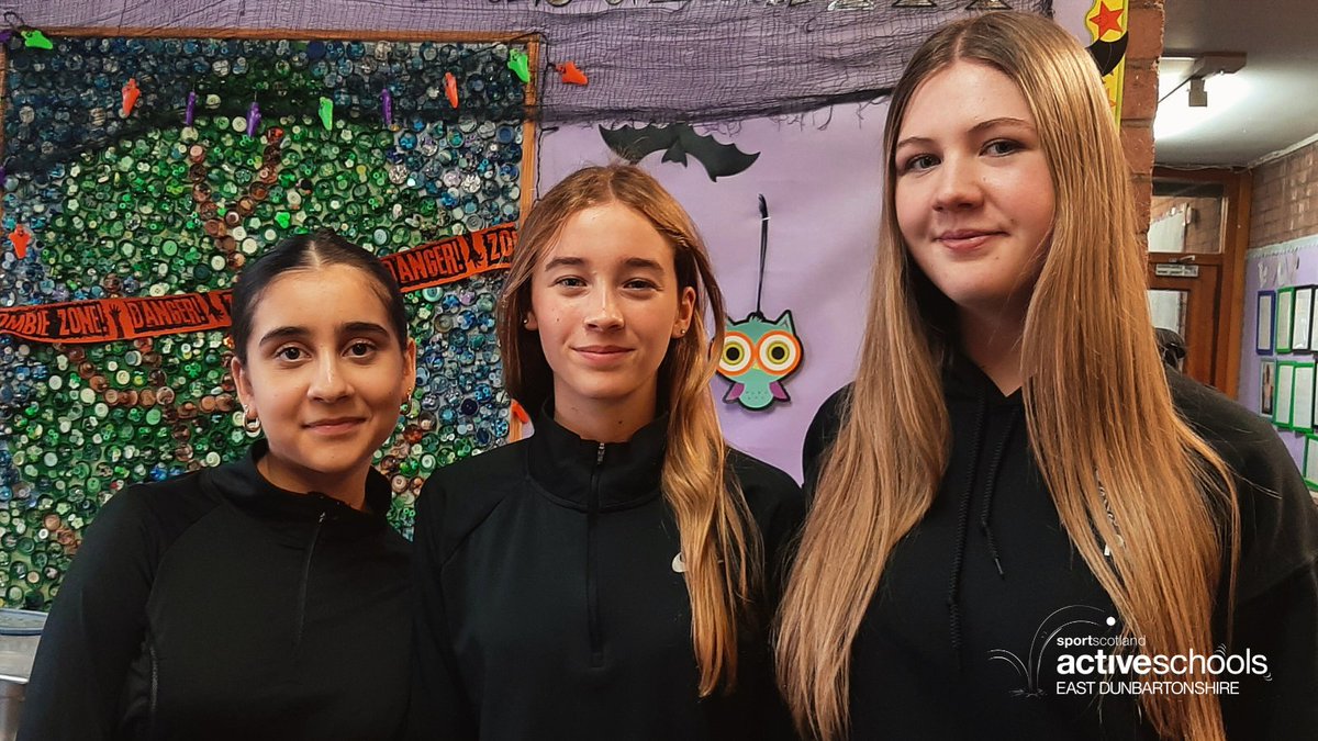 What a fantastic Netball session <a href="/CastlehillPri/">Castlehill Primary</a> last night🏐😃

It was great to have three of <a href="/BearsdenAcademy/">Bearsden Academy</a> #Youngleaders delivering their first session, the Pupils absolutely loved it🥳

<a href="/bearsdenpe/">Bearsden PE</a> 

#ActiveSchools