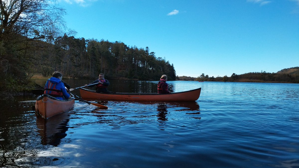 ACE_Girvan's tweet photo. Colmonell Primary are currently enjoying Canoeing at Loch Trool 🤩 The photos prove that Autumn really can be the perfect season for participating in activities! Contact ACE today on info@adventurecentreforeducation.com to book activities for your group 🤗🛶 #ACEdays #autumn 🍂 https://t.co/P5ZuovC5LC