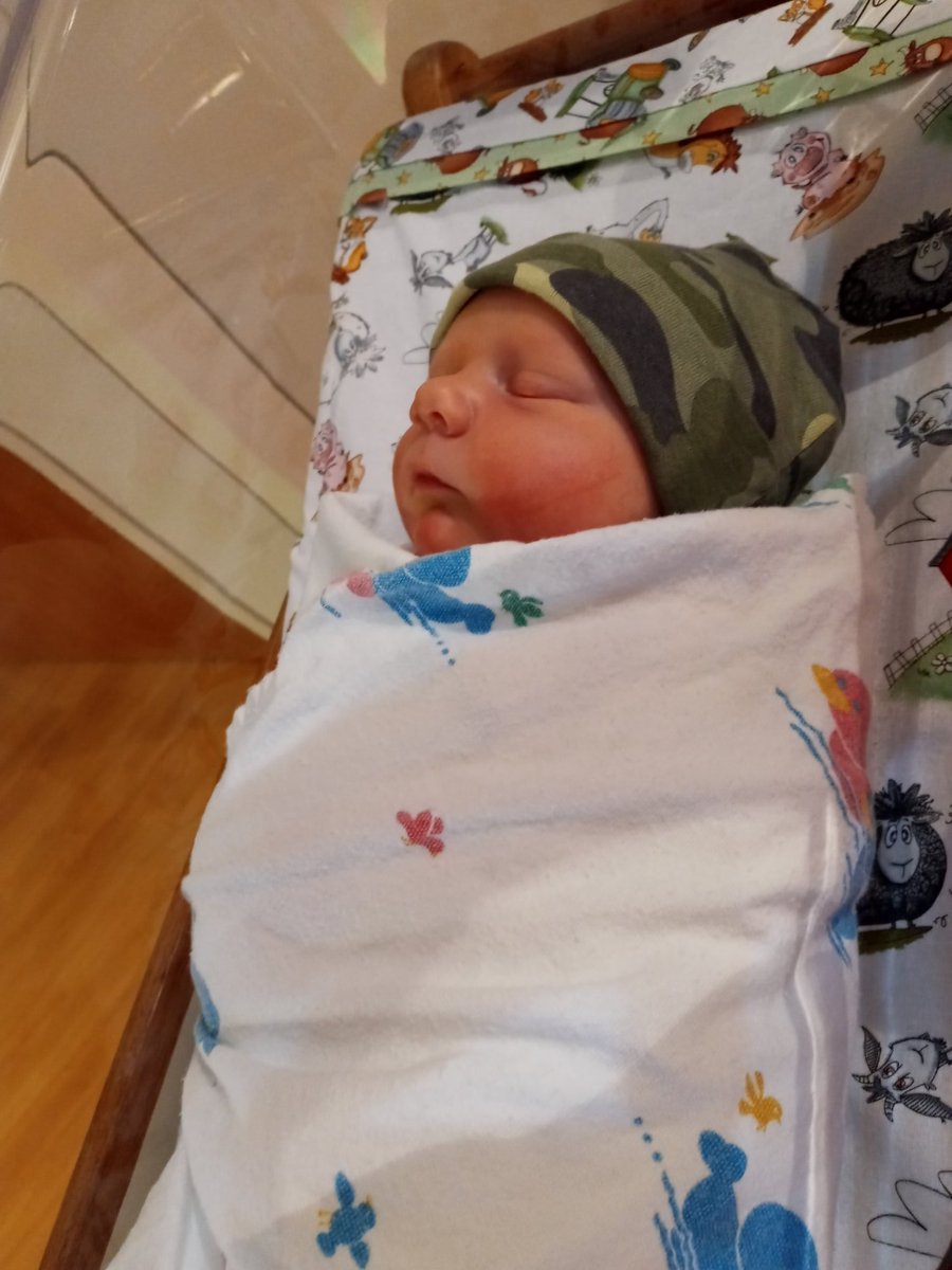 Raven6655727773's tweet photo. Arthur Wade Kimbrell born October 23 2023 9:20pm 8 pounds and 6 ounces he's my last one to be born and he's a little Doll 🥰😍💕💋😘❤️‍🔥🖤 https://t.co/JC6SIyRc5F