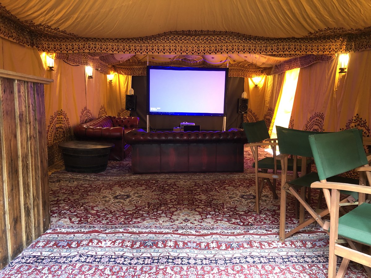 Resonateeventss's tweet photo. A little peak at our 4.5m x 9m luxury marquee cinema ! 

--
 
#familytime #gardenparty #cinemahire #glamping #outdoormovienight #kids https://t.co/pnkzFo5eZZ