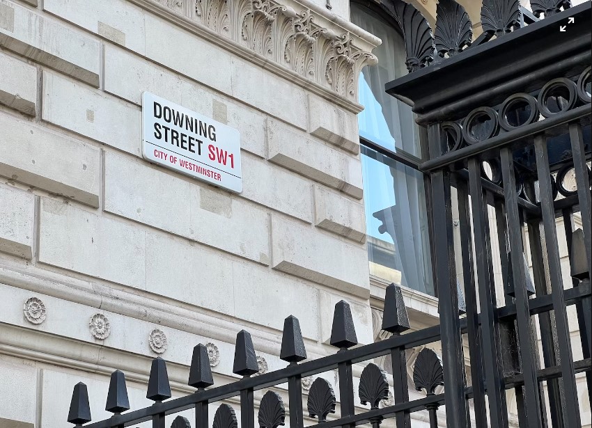 This evening @GeorgeFreemanMP will host a 10 Downing Street reception for the launch of the #EpilepsyResearchInstitute. Research and industry leaders, founding partners, theme leads and people affected by #epilepsy will meet to discuss a united future for epilepsy research.