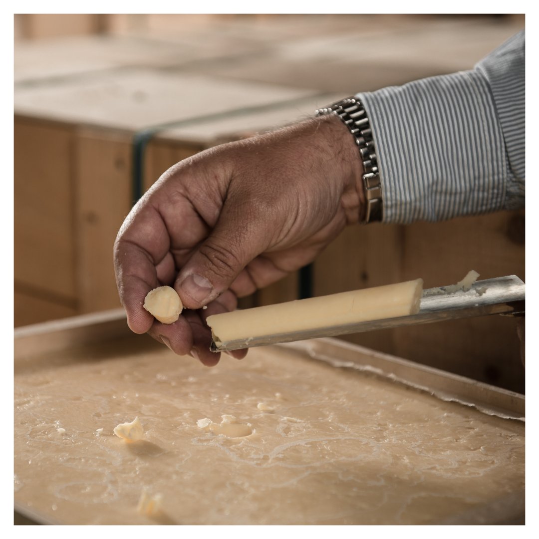 Art or science? Information or intuition? Our skilled cheese graders seamlessly blend a scientific approach with their refined artistry, honed over generations of family tradition. The result? Cheese that embodies the essence of Somerset, the birthplace of Cheddar itself. #cheese