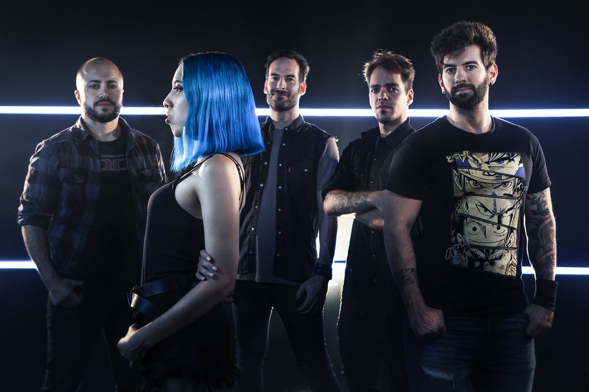 HIRANYA 2023 

El miércoles 1 de noviembre iniciaremos una campaña de Crowdfunding en Verkami, para tratar de sacar adelante nuestro tercer trabajo. Hemos preparado unos packs muy especiales y exclusivos.

¡ESTAMOS DE VUELTA!

#HiranyaIII #Hiranya

📷 Iñigo Lopez, Igor Cruchaga.