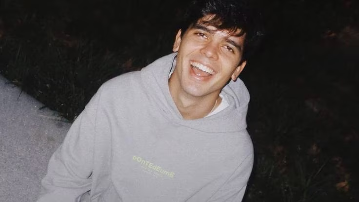 📊 ¿Sabes quién es Ínigo Quintero?

🔃 SÍ
❤️ NO