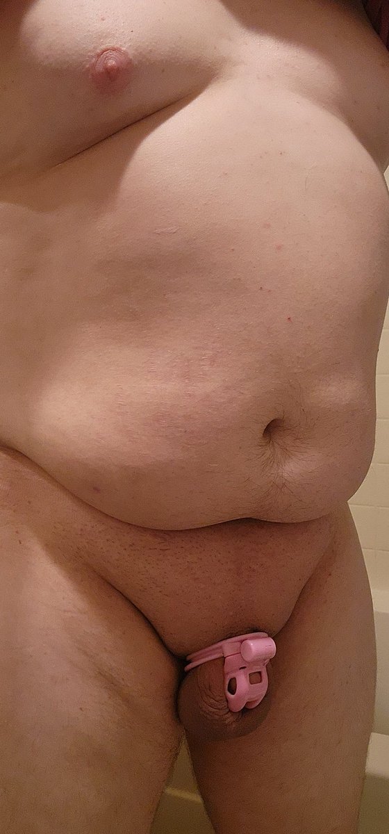 TwilightKai1's tweet photo. Day 046/183
Day 25 of #LTCLocktober #locktober
#locked #Chastity #teamlocked #chastity #malechastity #gaychastity #lockthecock #loctober https://t.co/KHJvQ2XnMO