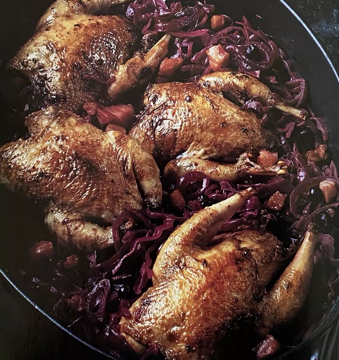 DeliaOnline's tweet photo. #recipeoftheday - Pot-roasted Partridges with Red Cabbage, Garlic and Juniper https://t.co/XkA9pHuC11 #gamerecipes #homecooking #partridge #juniper #redcabbage #potroast https://t.co/2BDsbBWZkm