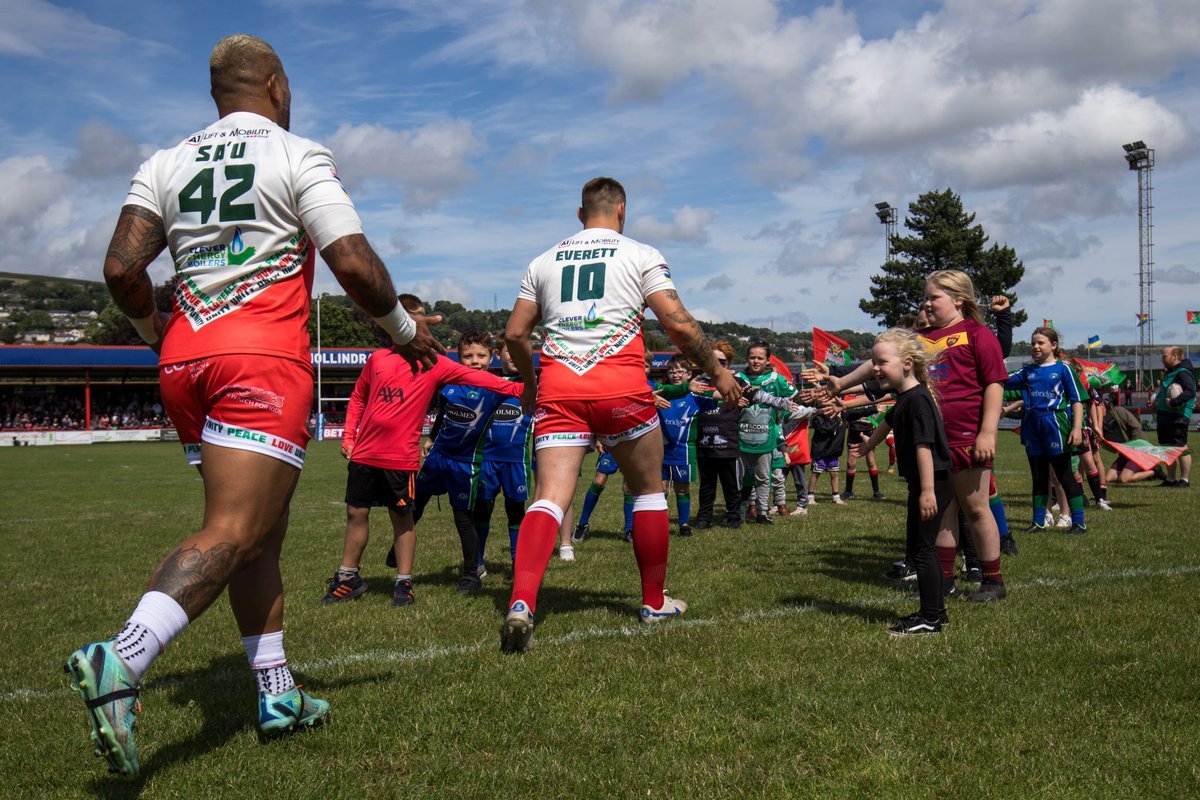 273,229 people in Keighley... have they heard about Keighley Cougars? 

An inclusive place where people come together and enjoy the sport of Rugby League! 

Share this post far and wide and let's get people hooked!